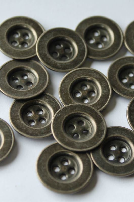 5x Bronze Buttons